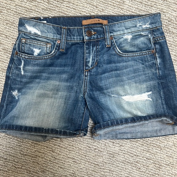Joe’s Jean “Blanchett” shorts - Picture 2 of 12